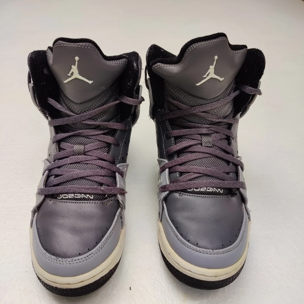 Jordan Youth Gray High Tops Size 6.5Y